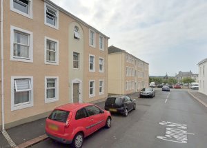 2 bed First Floor Flat